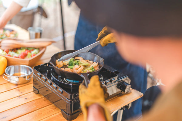 Camping Cookware Must-Haves for Campers: A Beginner’s Checklist