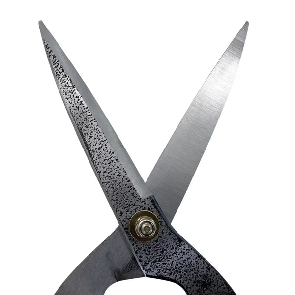 Dokan Hand Made Hammered Steel Long Handle Hedge Shears 185mm